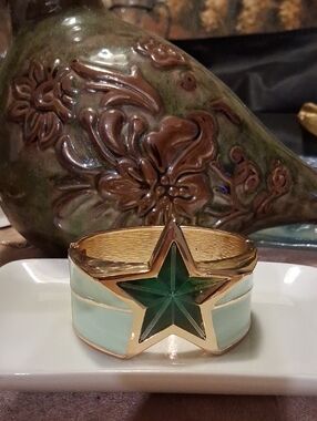 Macy's Gold-Tone Bracelet with Green Star and Mint Enamel